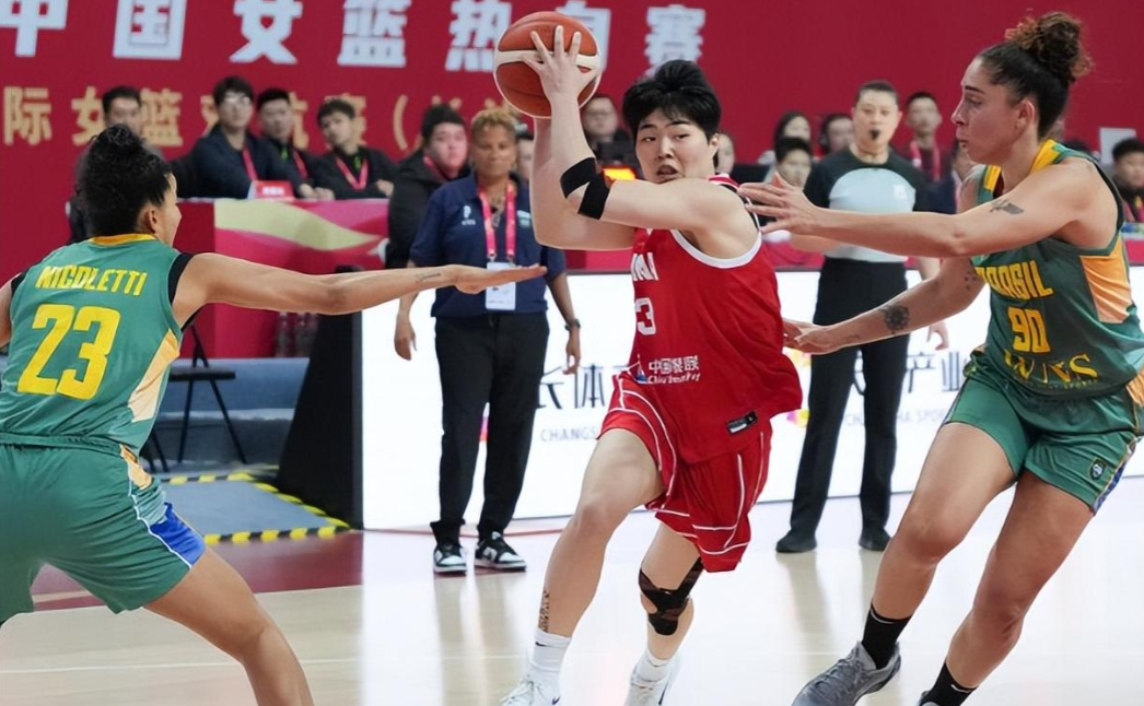 IM电竞app下载-中国女篮74-69巴西女篮！球员评价：4人满分，3人崩盘，3人刚及格